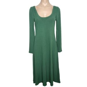 ModCloth Stretchy Ribbed Scoop Back Fitted Dress Green Super Comfy Sz M